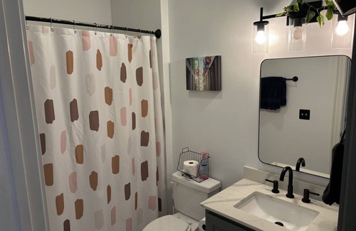 East Raleigh Condo | 61 m² Condo ∙ 1 bedroom ∙ 2 guests