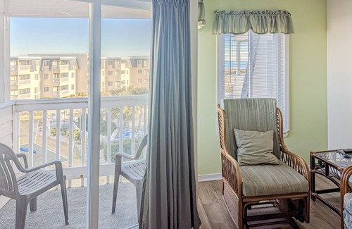 Morehead City Condo | 61 m² Condo ∙ 1 bedroom ∙ 6 guests
