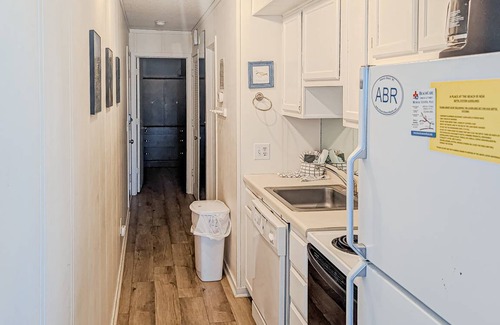 Morehead City Condo | 61 m² Condo ∙ 1 bedroom ∙ 6 guests