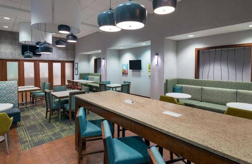 Winston - Salem Hotel | 65 m² Hotel ∙ 127 guests