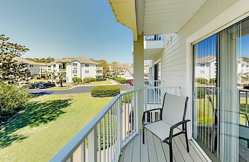 Sea Trail Condo | 67 m² Condo ∙ 1 bedroom ∙ 6 guests