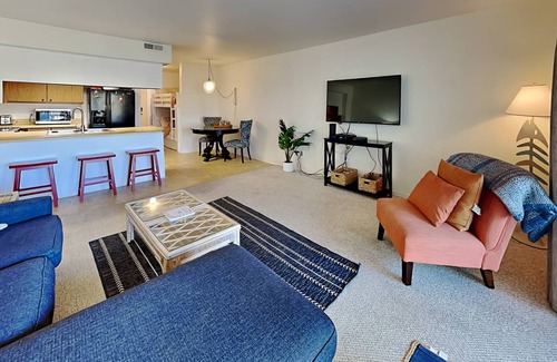 Surf City Condo | 69 m² Condo ∙ 1 bedroom ∙ 6 guests