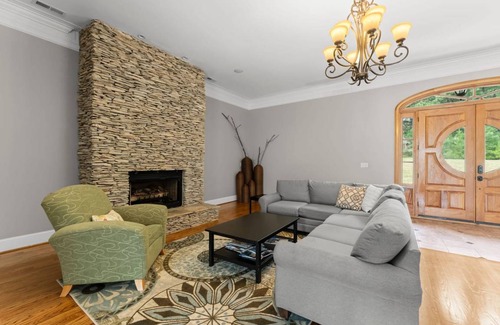 Troutman House | 709 m² House ∙ 6 bedrooms ∙ 20 guests