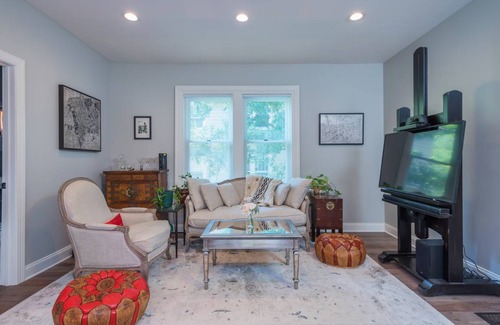 Historic Montford Apartment | 74 m² Apartment ∙ 2 bedrooms ∙ 4 guests