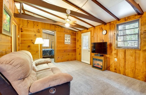 Warne House | 74 m² House ∙ 2 bedrooms ∙ 4 guests