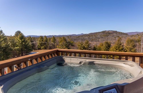 Fleetwood Cabin | 76 m² Cabin ∙ 2 bedrooms ∙ 4 guests