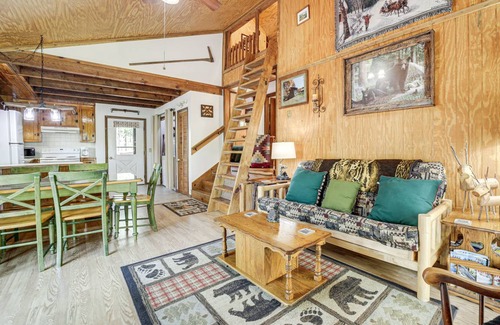 Whittier House | 77 m² House ∙ 2 bedrooms ∙ 8 guests