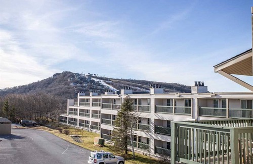 Banner Elk Condo | 79 m² Condo ∙ 2 bedrooms ∙ 5 guests