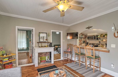 Woodfin House | 85 m² House ∙ 2 bedrooms ∙ 4 guests