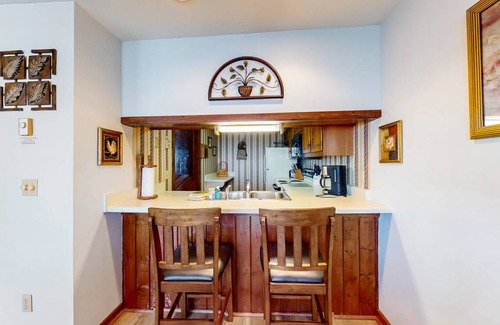 Sugar Mountain Condo | 86 m² Condo ∙ 1 bedroom ∙ 4 guests