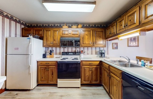 Sugar Mountain Condo | 86 m² Condo ∙ 1 bedroom ∙ 4 guests