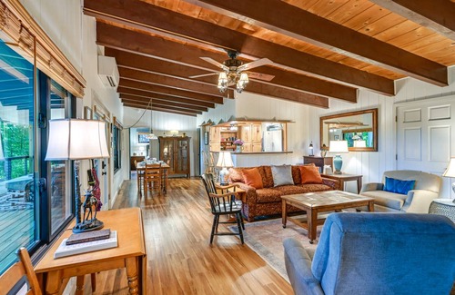Bryson City Cottage | 93 m² Cabin ∙ 2 bedrooms ∙ 4 guests