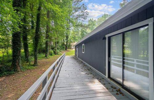 Northwest Raleigh House | 93 m² House ∙ 2 bedrooms ∙ 8 guests
