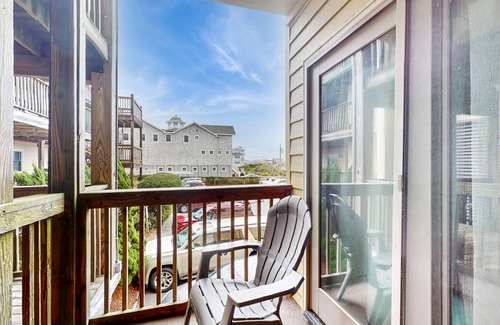 Kill Devil Hills Condo | 94 m² Condo ∙ 2 bedrooms ∙ 6 guests