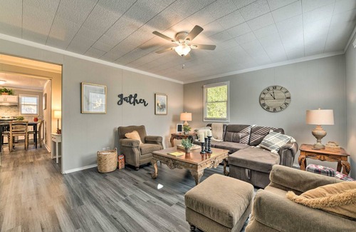 Yadkinville Cottage | 97 m² Cabin ∙ 2 bedrooms ∙ 6 guests