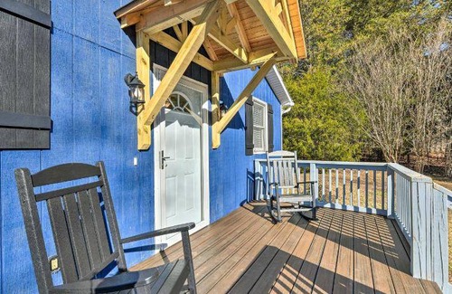 Yadkinville House | 98 m² House ∙ 2 bedrooms ∙ 6 guests