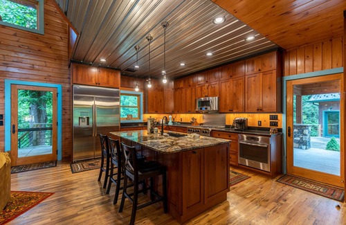 Sugar Grove Cabin | A River Mist Too - Riverfront luxury with 2 firepits, Hot Tub, Pool Table, outdoor surround sound!