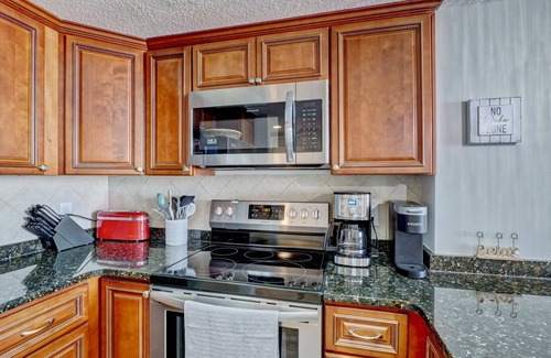 Sneads Ferry Condo | Adorable, recently updated oceanfront condo, amazing views!