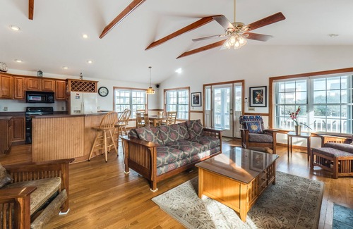 Kure Beach House | Along the Shore | Ocean View, Walk to the Beach!