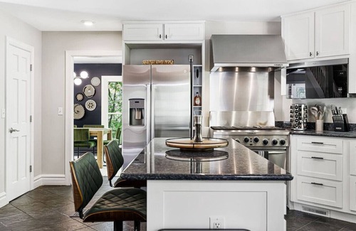 Waynesville Apartment | Asheville Luxury Smoky Mountain Cabin With Hot Tub