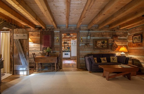 Pisgah Forest Cabin | Aunt Babbies Cabin | 1 Bed, 1 Bath