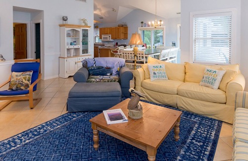 Corolla Light House | Beach, Golf, Water Sports, Restaurants, Shopping.the perfect OBX vacation!
