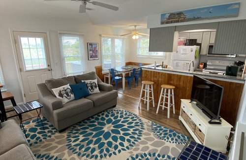 Nags Head House | Beachy Keen: Fun In The Sun! HotTub, Renovated Bathrooms and Kitchen in 2021!