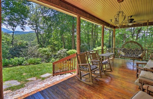 Banner Elk House | Beautiful Banner Elk Home with Mountain Views, Decks