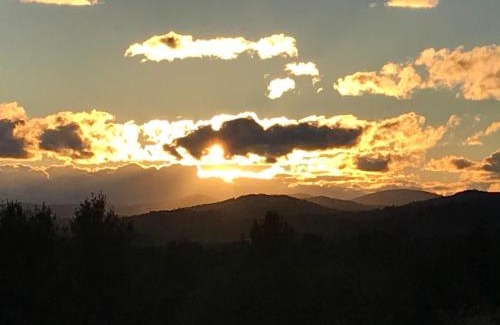 Fleetwood House | Blessed Sunset Getaway