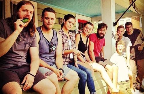 Bear Creek Hostel | Bon Paul & Sharky's Hostel