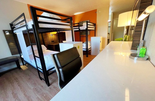 Toddville Road Hostel | Bposhtels Charlotte - Hostel