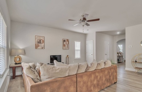 Huntersville House | BRAND NEW! Spacious 4BR home, perfect for families or groups!
