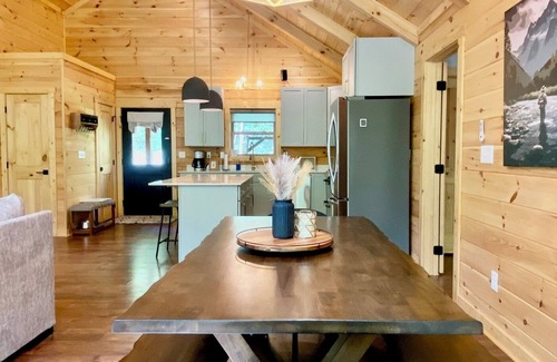 Deep Gap Cabin | Brand New Upscale Waterfront Log Cabin With Hot Tub! 200 Ft of Creek Frontage!