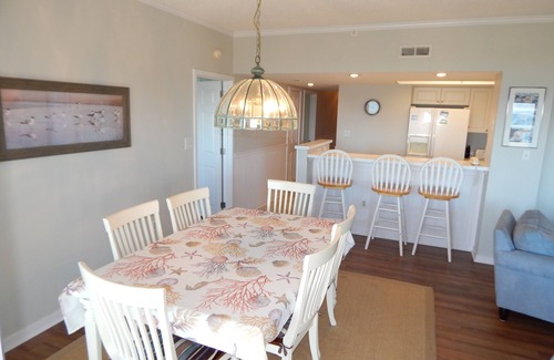 Shell Island Condo | Bright and Beachy! Ocean Front Condo at Dune Ridge