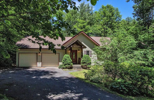 Sugar Mountain House | 'Brookmont Lodge' Right Off Sugar Golf Course!