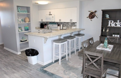 Manteo Condo | BV225 - Remarkably Redone Canal-Front Condo