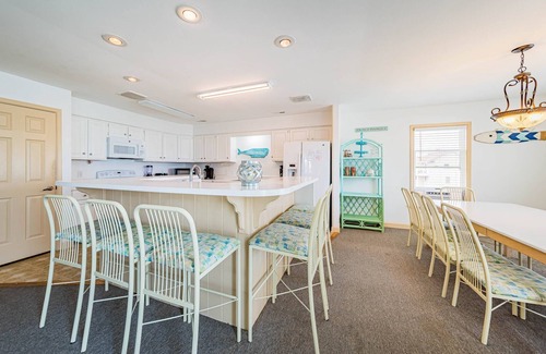 Corolla House | C5112 A Beach Ball. Semi-Oceanfront, Community Pool, Hot Tub, Pets OK!