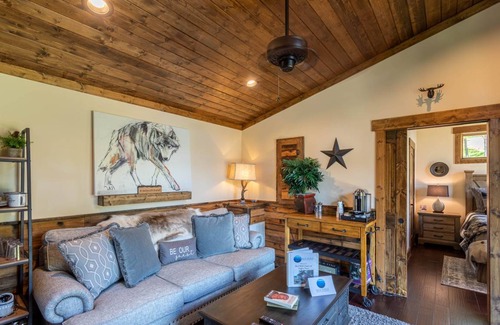 Banner Elk Cabin | Cabin ∙ 1 bedroom ∙ 2 guests