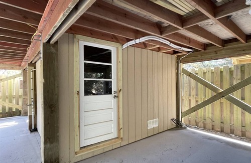Avon Cottage | Cabin ∙ 2 bedrooms ∙ 4 guests