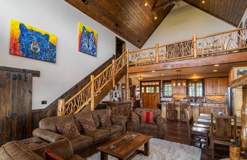 Elk Park Cabin | Cabin ∙ 2 bedrooms ∙ 8 guests