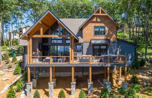 Banner Elk Cabin | Cabin ∙ 3 bedrooms ∙ 8 guests