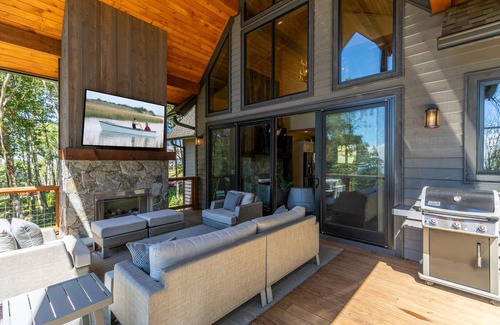 Banner Elk Cabin | Cabin ∙ 3 bedrooms ∙ 8 guests