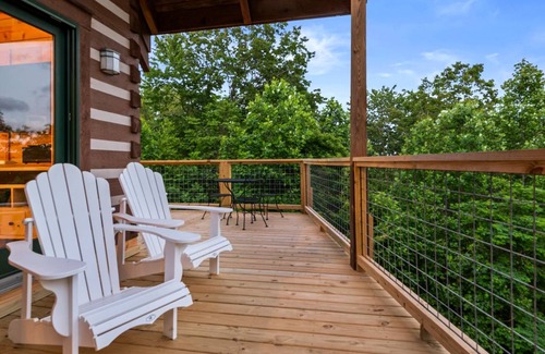 Seven Devils Cabin | Cabin ∙ 4 bedrooms ∙ 10 guests