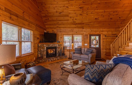 Todd Cabin | Cabin ∙ 4 bedrooms ∙ 10 guests