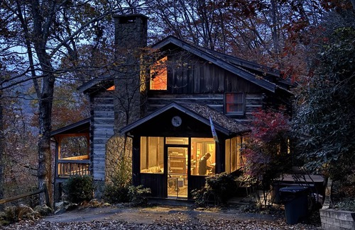 Boone Cabin | Cabin ∙ 4 bedrooms ∙ 13 guests
