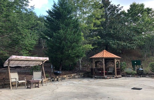 Lake Lure Other | Camping ∙ 1 bedroom ∙ 4 guests