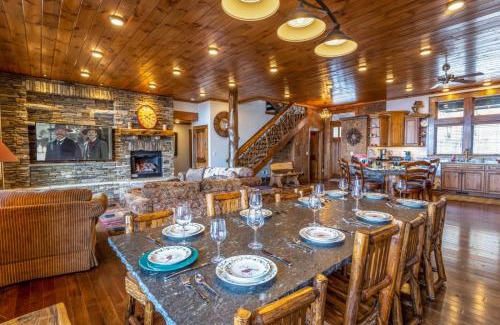 Beech Mountain House | Cardinal Perch