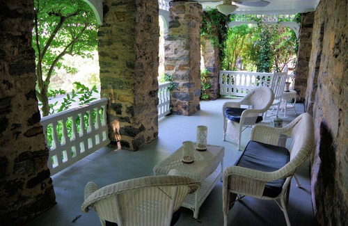 Kenilworth Bed & Breakfast | Cedar Crest Inn