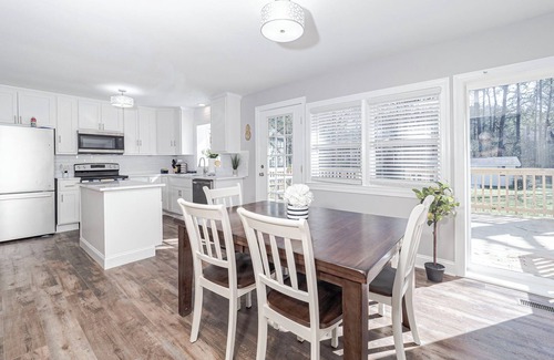 Durham House | Charming 3-bedroom home in great location of Durham, NC!