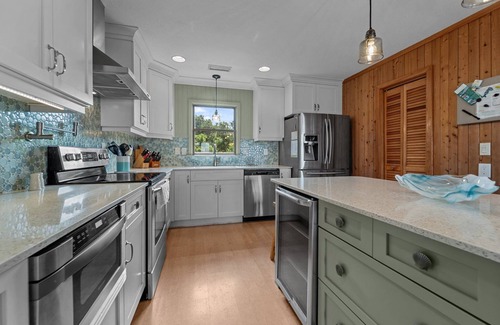 Duck House | Charming Sanderling home featuring stunning ocean views from the top deck